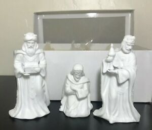 【送料無料】キッチン用品・食器・調理器具・陶器 セットロイヤルアルバートフィギュアボックスミントコンディション(SET OF 3)~ ROYAL ALBERT FIGURINES IN BOX MINT CONDITION|hokushin