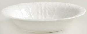 【送料無料】キッチン用品・食器・調理器具・陶器　ウェジウッドストロベリーつるボーンオーバルベジタブルボウルWedgwood STRAWBERRY & VINE (BONE) 10 Oval Vegetable Bowl 794885