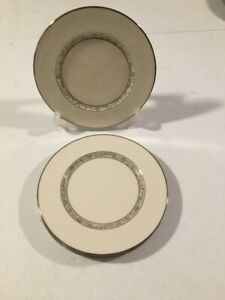 【送料無料】キッチン用品・食器・調理器具・陶器　レノックスファインチャイナスプリングデールサラダプレートセット個セットLenox Fine China Springdale Salad Plates Set of Four