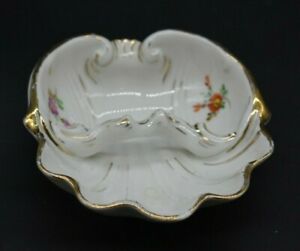 【送料無料】キッチン用品・食器・調理器具・陶器　マイセンドイツ手描き花スカラップシェル形アッシュレシバーMeissen German Hand Painted Flowers Scalloped Shell Shaped 4 Ash Reciever｜hokushin 22,350円