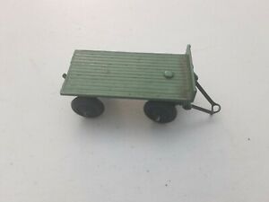 【送料無料】模型車 モデルカー ディンキートレーラーメタルヒッチdinky toys 25g trailer with metal hitch
