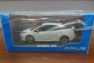 【送料無料】模型車 モデルカー トヨタプリウスマケットミニカーヌーヴォーテtoyota prius 130 maquette minicar nouveaute