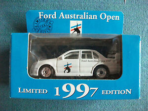 【送料無料】模型車 モデルカー マッチボックスオープンテニスカーフォードファルコンmatchbox australian open tennis car ford falcon