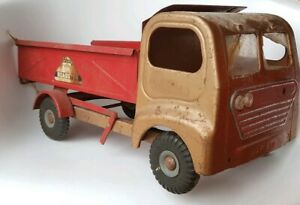 【送料無料】模型車 モデルカー ヴィンテージトリアンロードスタートラック