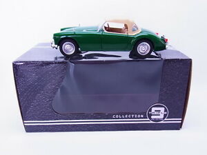 【送料無料】模型車 モデルカー トリプルクローズドモデルカーオリジナルボックス81635 triple 9 t91800165 mga mki twin cam closed model car 118 in original box