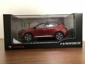 【送料無料】模型車 モデルカー トヨタハリアーシリーズベニヤノダークレッドマイカtoyota color shows harrier 60 series late veneno 130 gift dark red mica