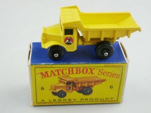 【送料無料】模型車 モデルカー ユークリッドトラックマッチボックスレギュラーホイールレスニー