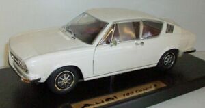 【送料無料】模型車 モデルカー アンソンスケールアウディクーペホワイトanson 118 scale 30402 audi 100 coupe s white