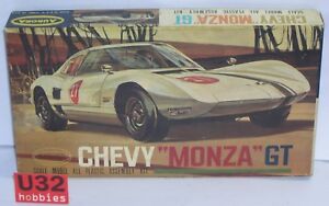 【送料無料】模型車 モデルカー オーロラオブキットシェビーモンツァaurora of fn 50649 kit 132 chevy monza gt