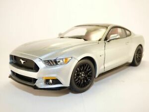 【送料無料】模型車 モデルカー フォードマスタンググレーエンヌイヤーford mustang gt 2017 grey ennuyer 118