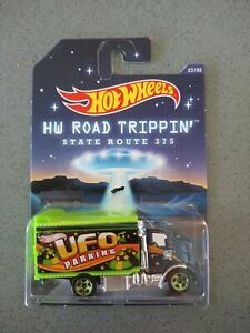 【送料無料】模型車 モデルカー ホットホイールロードトリッピンハイウェイハウラーhot wheels road trippin hiway hauler 2｜hokushin