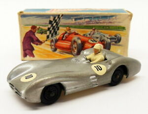 【送料無料】模型車 モデルカー ヴィンテージメルセデスベンツレーシングカーcrescent toys vintage diecast 1284mercedes benz 25l gp racing car|hokushin