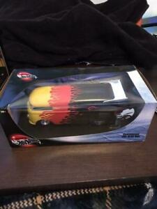 【送料無料】模型車 モデルカー ホットホイールバスhot wheels vw resistance bas|hokushin