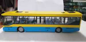 【送料無料】模型車 モデルカー バスモデルunique bmc bus model 250 slf 124