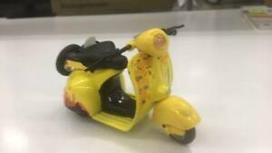 【送料無料】模型車 モデルカー スクーターイエローモデルバイクライトサウンドモデルプレゼントプレゼントscooter yellow model motor bike light and sound toy model present gift｜hokushin