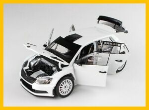 【送料無料】模型車 モデルカー スコダファビアホワイトskoda fabia r5 white 118 abrex|hokushin