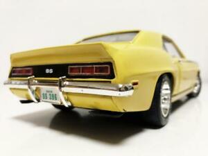 模型車 モデルカー アルテルシェビーシボレーカマロertl artel 69 chevy chevrolet camaro z28 118