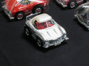【送料無料】模型車 モデルカー チョロメルセデスベンツロードスターインメタルケースセットchoro q mercedesbenz 300sl roadster in a metal case 5 sets
