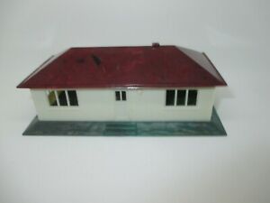 【送料無料】模型車 モデルカー ワイキングセットアップコテージミックスライトブラウンエンボスwiking cottage without setup, roof mixed light brown, without embossing gk91