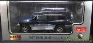 【送料無料】模型車 モデルカー ブランドミニカーヘリコプターパジェログリーンbrand 118 diecast helicopter mitsubishi pajero green
