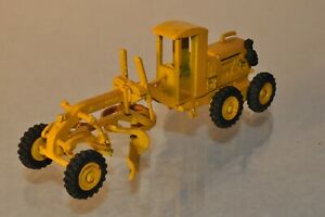 【送料無料】模型車 モデルカー ブラジルグレーダーフーバーワルコjj873 jue sa brazil grader huber warco d10 a