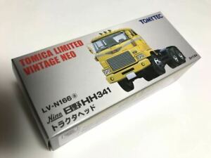 【送料無料】模型車 モデルカー トミカリミタドヴィンテージヒノアルトタクシーエジェレモルケペサドtomica limitado vintage lvn166 hino alto taxi 3 eje hh341 remolque pesado