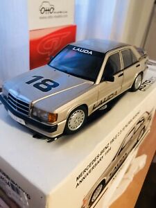 【送料無料】模型車 モデルカー メルセデスラウダオートアートmercedes 118 190 23 lauda autoart