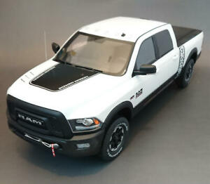 【送料無料】模型車 モデルカー スピリットダッジピュイサンスワゴンgt spirit dodge ram 2500 puissance wagon