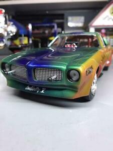 【送料無料】模型車 モデルカー ポンティアックフォイアーフォーゲルファニーオート1970 pontiac feuer vogel fanny auto 118