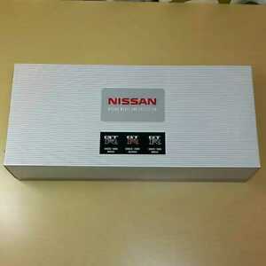【送料無料】模型車 モデルカー ミントアドセットスカイラインmint genuine 143 nissan ad 3 sets skyline gtr bnr32 bcnr 33 bnr34