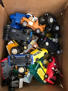 【送料無料】模型車 モデルカー プラスチックトラックトターロット