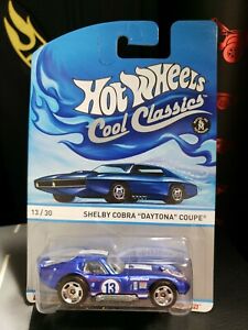 【送料無料】模型車 モデルカー ホットホイールクールクラシックスシェルビーコブラデイトナクーペ2014 hot wheels cool classics shelby cobra daytona coupe a29