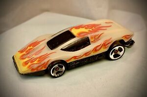 【送料無料】模型車 モデルカー ヴィンテージレアホットホイールシルバーvintage rare 1974 hot wheels silver bullet 9 **glows in the dark**|hokushin