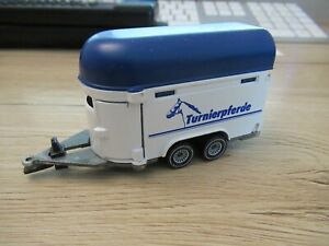 【送料無料】模型車 モデルカー シクトップコンディションターンエルファーデトレーラーsiku 1917 turnierpferde trailer with 2 horses top condition 155