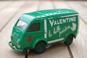 【送料無料】模型車 モデルカー マカダムルノーバレンタインボックスmacadam 143 renault 1000 kg valentine good condition without box, see photos