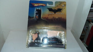 【送料無料】模型車 モデルカー ホットホイールバットマンバットサイクルフィギュアhot wheels batman begins batcycle amp; figure