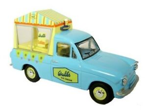 【送料無料】模型車 モデルカー オックスフォードフォードアングリアoxford 176 ford anglia wallslittle man 76ang018