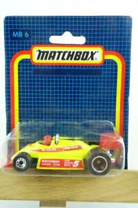 【送料無料】模型車 モデルカー レーサーイエローマッチボックスf1 racer yellow 65d16d06d 64932 matchbox mb75