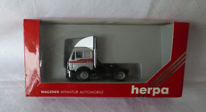 【送料無料】模型車 モデルカー ヘルパトターシルバーメタリックherpa h0 187 811392 mb 1635 tractorsilver metallic op