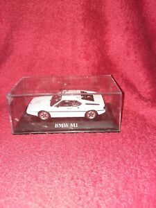 【送料無料】模型車 モデルカー ミニチュアminiature vehicle in box bmw m1