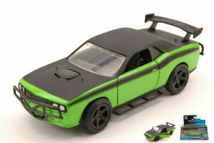 【送料無料】模型車 モデルカー モデルカーダッジチャレンジャーモデルmodel car film movie dodge challenger srt8 fast furious 132 model