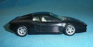 【送料無料】模型車 モデルカー キットブラゴフェラーリテスタロッサノワール145a kit artisanal base burago ferrari testarossa noir 143