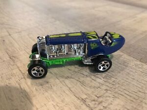【送料無料】模型車 モデルカー ホットホイールターゲットハロウィーンジョーンズrare 2001 hot wheels target halloween fright cars torpedo jones|hokushin