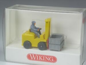 【送料無料】模型車 モデルカー シェーンセルテンクラシッシャーガベルスタブラーゲルブワイキングschon selten wiking alter klassischer gabelstabler gelb in ovp