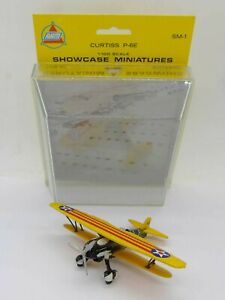 【送料無料】模型車 モデルカー ミニプレーンカーティス31933 ahmhong kongmini planescurtiss p6e 1100