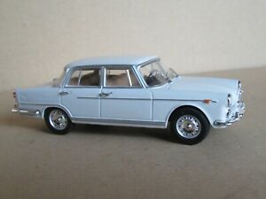 【送料無料】模型車 モデルカー スターラインモデルアルファロメオセダングレー547o starline models 550338 alfa romeo 2000 sedan 1957 grey 143