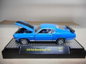 【送料無料】模型車 モデルカー フォードマスタングマッハマシンford mustang mach 11970 m2 machines 164