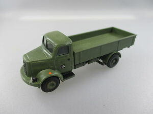 【送料無料】模型車 モデルカー ウィキングヘンシェルパレットティッパートラックドイツ