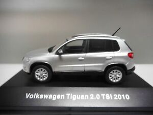 【送料無料】模型車 モデルカー フォルクスワーゲンティグアンデアアゴスティーニvolkswagen tiguan 20 tsi 2010 deagostini ixo 143