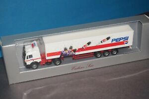 【送料無料】模型車 モデルカー ヘルパカーテンローリー?シュナイダーrf41] herpa 187 mb sk curtains plan articulated lorry pepsi ? forwarding schneider ovp｜hokushin